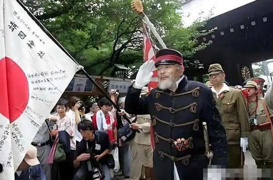 奉劝所有中国人，真的要打起十二分的精神了，做好心理准备防止日本军国主义复活！ 