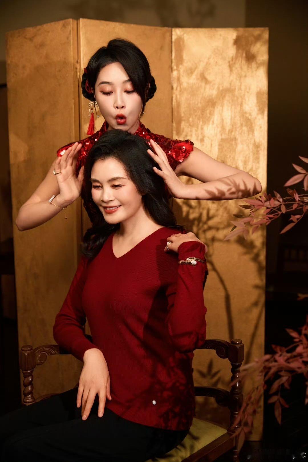 在蓝盈莹脸上看到漂亮基因的强大妈妈年轻时的照片曝光！终于明白蓝盈莹的演技天赋哪来