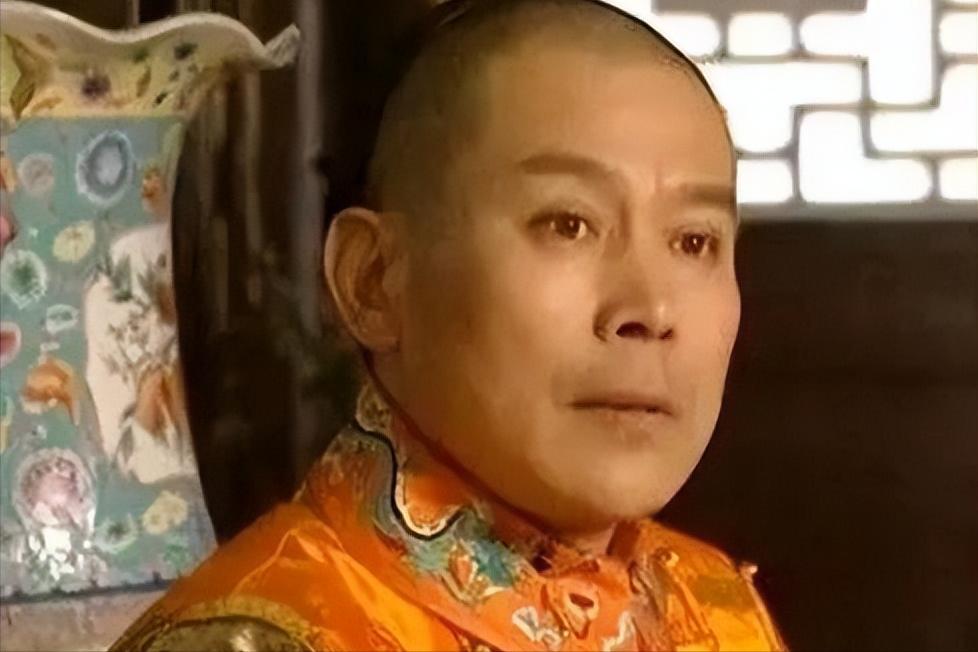 九子夺嫡中，如果胤礽了当皇帝，会有什么结果？康熙登基时年仅八岁，朝政一度落入