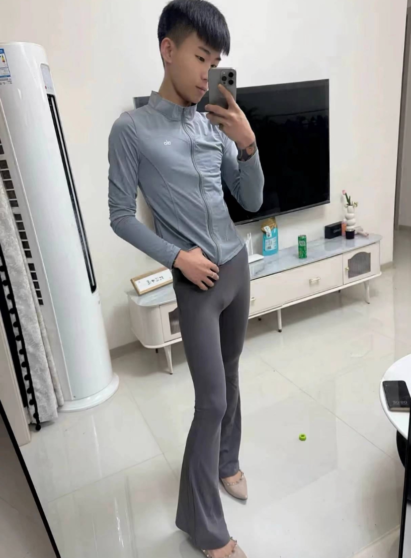 发现男朋友偷穿我衣服怎么办？