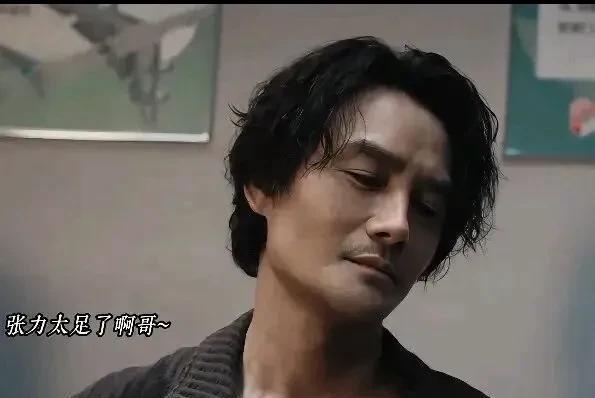 内娱有个敢“毁掉”自己的男演员，开播时全员都疑惑，这居然是王凯刚开播的《交锋