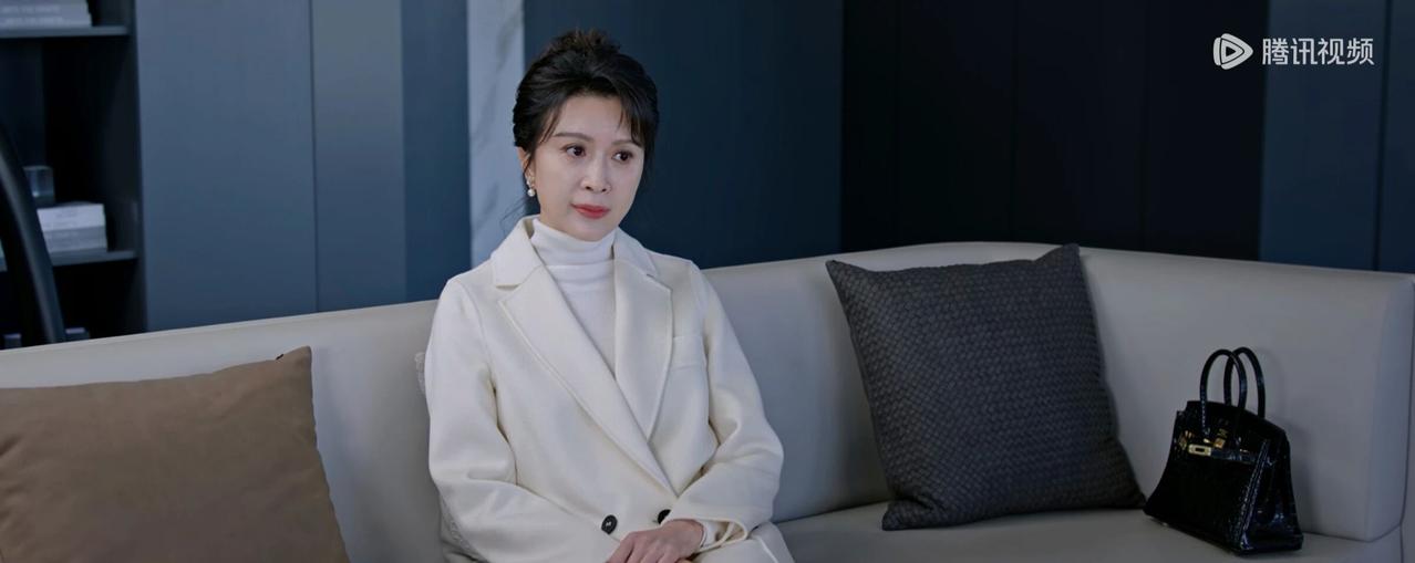 《骄阳似我》大结局：想到姜云离婚后从不跟前婆婆来往，才知这才是全剧最体面女性