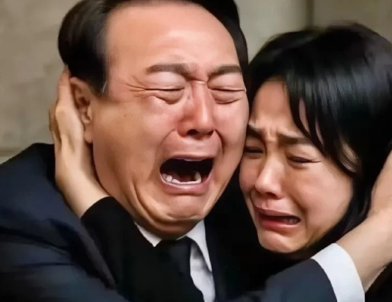 尹锡悦的法庭审查无疑引发了广泛的关注，这一事件不仅关乎韩国的政治局势，还对法治原