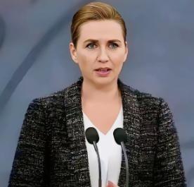 丹麦女首相一句话，直接把桌子掀了。她对着全世界说，美国要是敢动武抢格陵兰岛