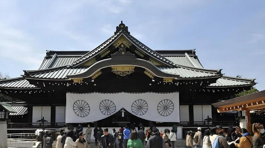 美国士兵抖音被怂恿炸靖国神社美国驻日士兵在抖音上晒日常，