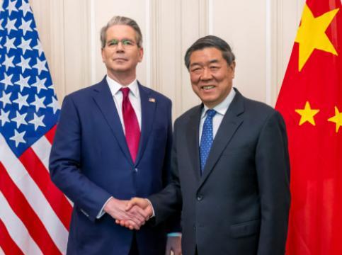 关键时刻！中美谈判出现戏剧性一幕，美财长提前离开伦敦，美媒抱怨美国从未如此委屈过