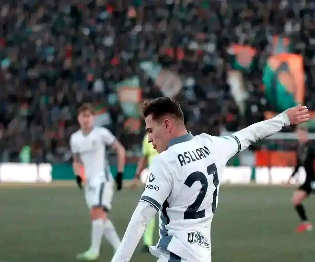 国米500万卖掉自家青训小将，现在是真后悔了。2023年夏天，为了周转资金，