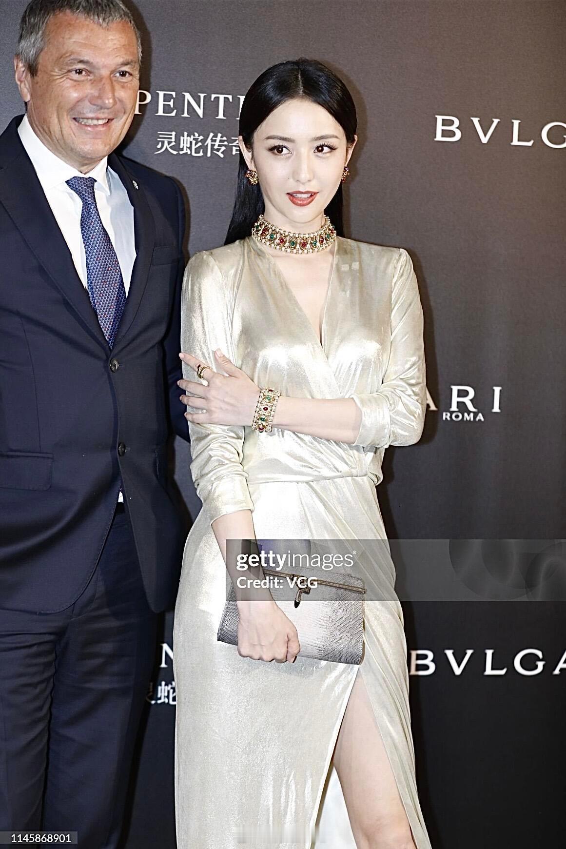 佟丽娅宝格丽生图