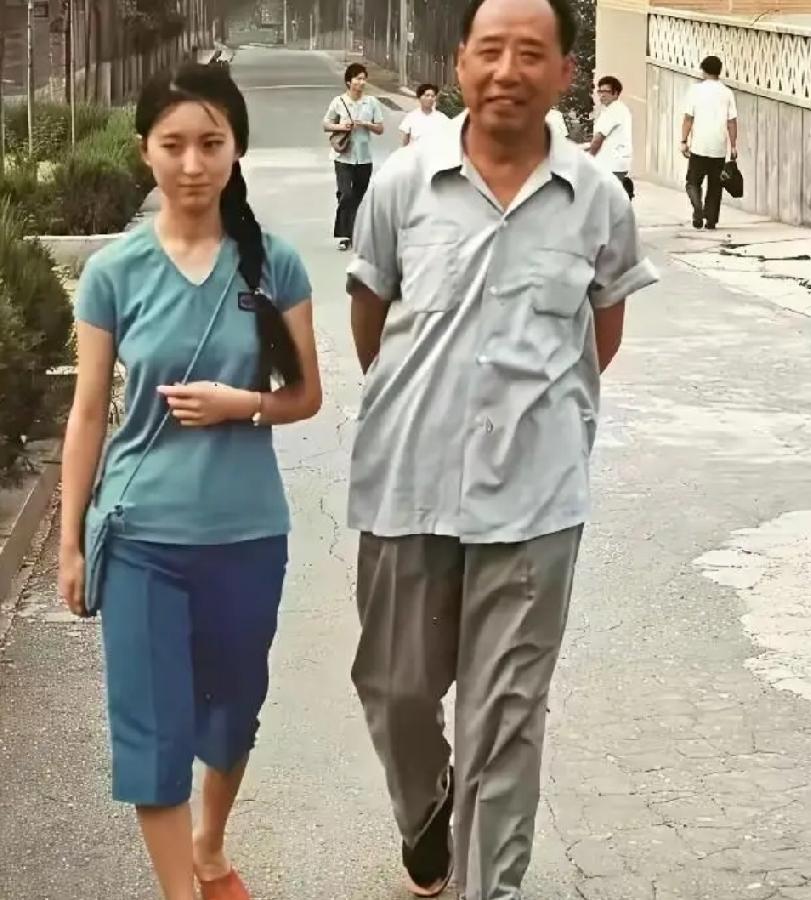 这真是个玄学。我一直百思不得其解，为什么红楼梦许多演员命运会跟饰演的角色相同？