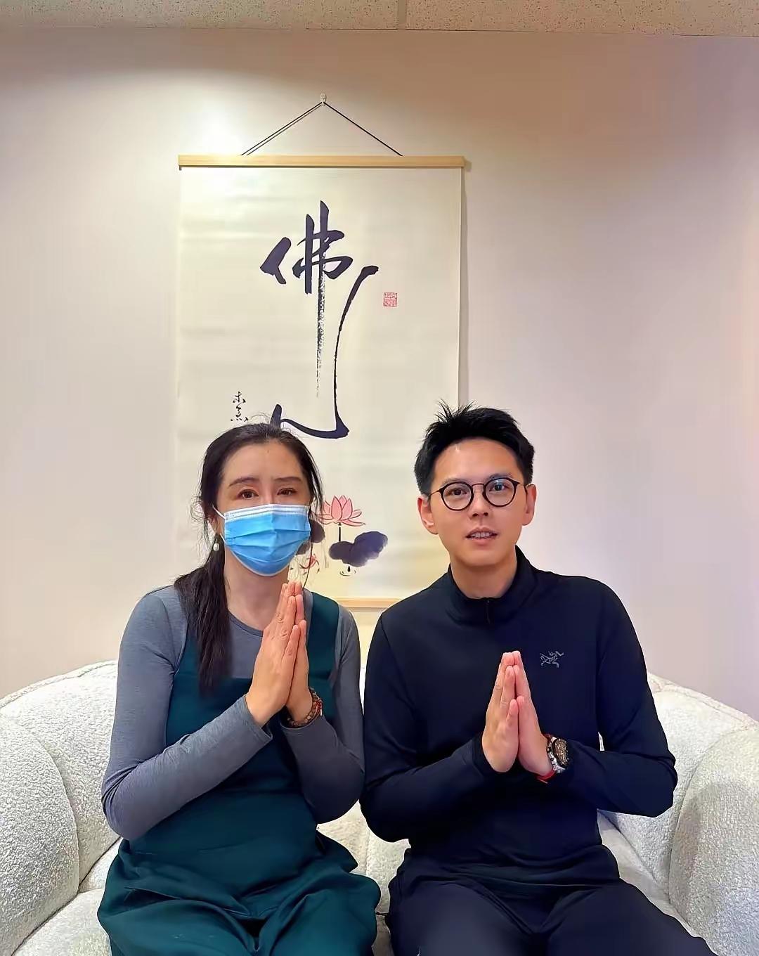 这是王祖贤吗（照片1）？曾经，王祖贤与齐秦是“金童玉女”的存在；现在的王祖贤，