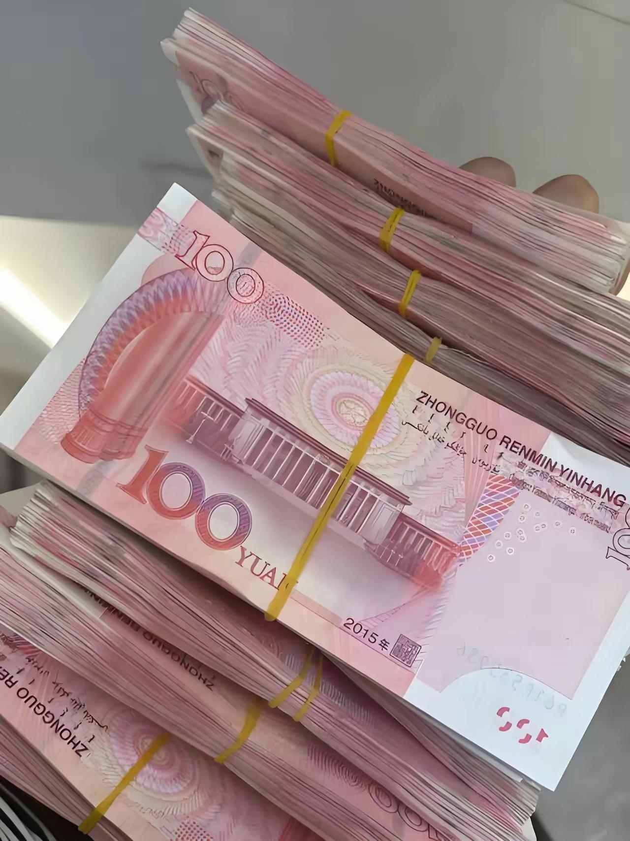 「别人的年终奖静悄悄，我的年终奖……是在等闰年吗？」今年主打一个《精神丰收》