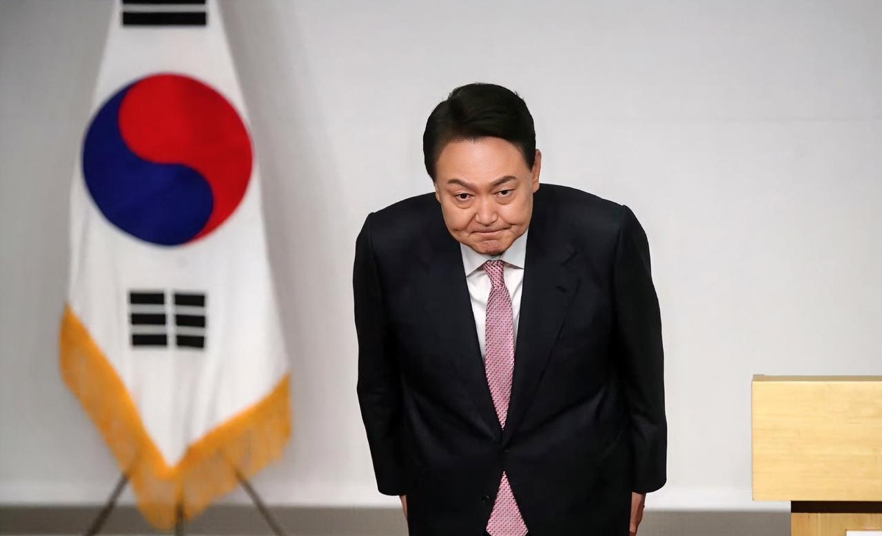 韩国议员：尹锡悦胡作非为导致韩国远远落后中国。陪同韩国议长禹元植一同赴中国观看阅