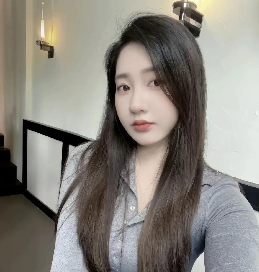"哎，现在娶个媳妇儿真能把人吓跑呀!我表妹今年26岁，研究生毕业。长的特别清秀，
