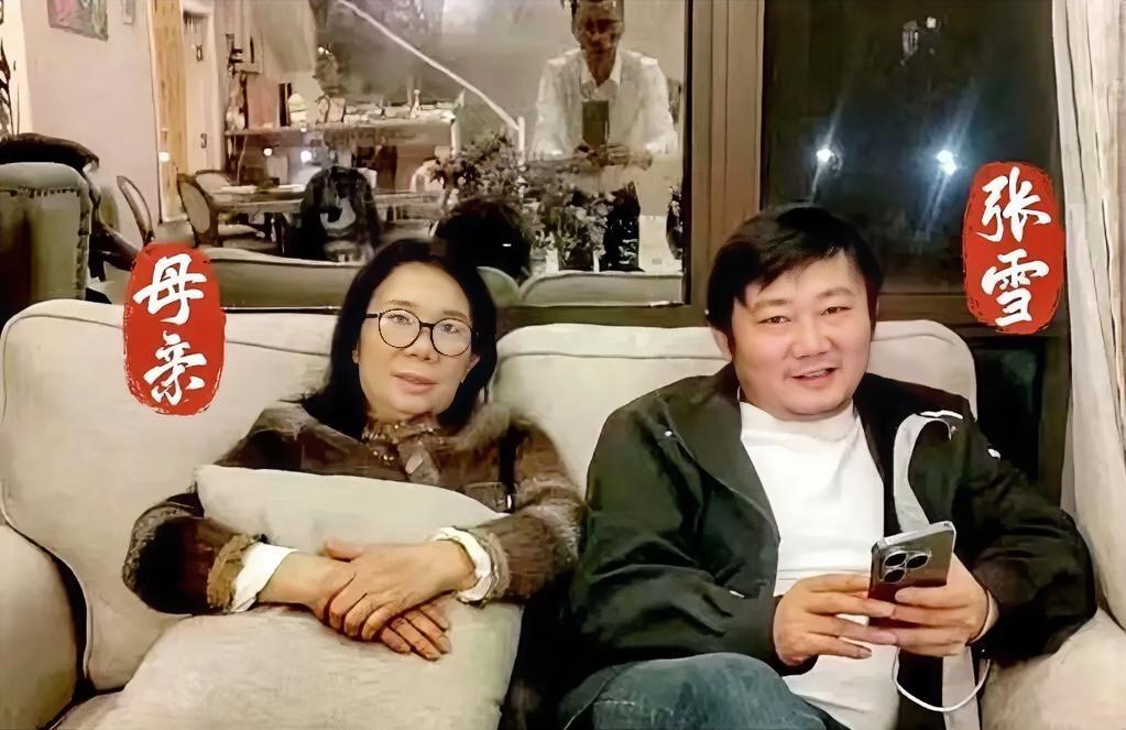 张雪母亲再婚不等于抛夫弃子！张雪因为拿到了机车比赛的世界冠军，就在他出名以后，