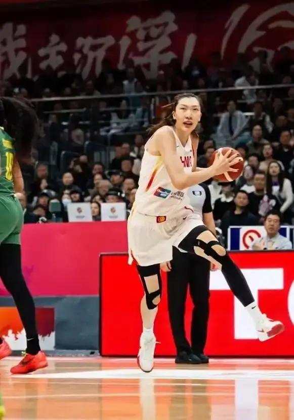中国女篮世预赛的得与失。如果说获得，我觉得只有两个。一个是王思雨，重回主力后卫位