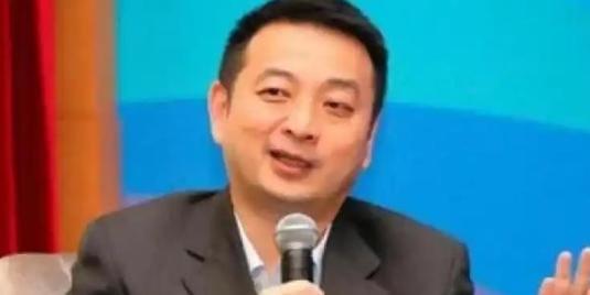为了鼓励大家多生娃，人口专家梁建章曾提出了一个大胆的方案：一孩家庭每个月补贴10