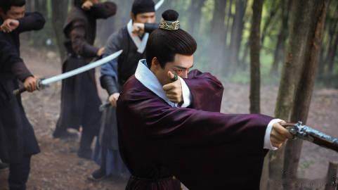 此沙古装披发电视剧良陈美锦此沙的造型不仅美丽，更是一种符号，表达了角色的内心深