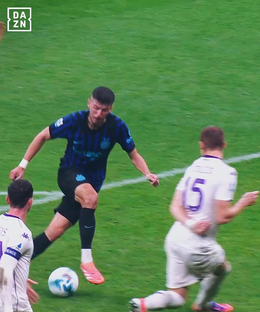 苏克附体，苏西奇禁区内拉小提琴！国际大胜佛罗伦萨的比赛，第71分钟苏西奇接劳塔罗