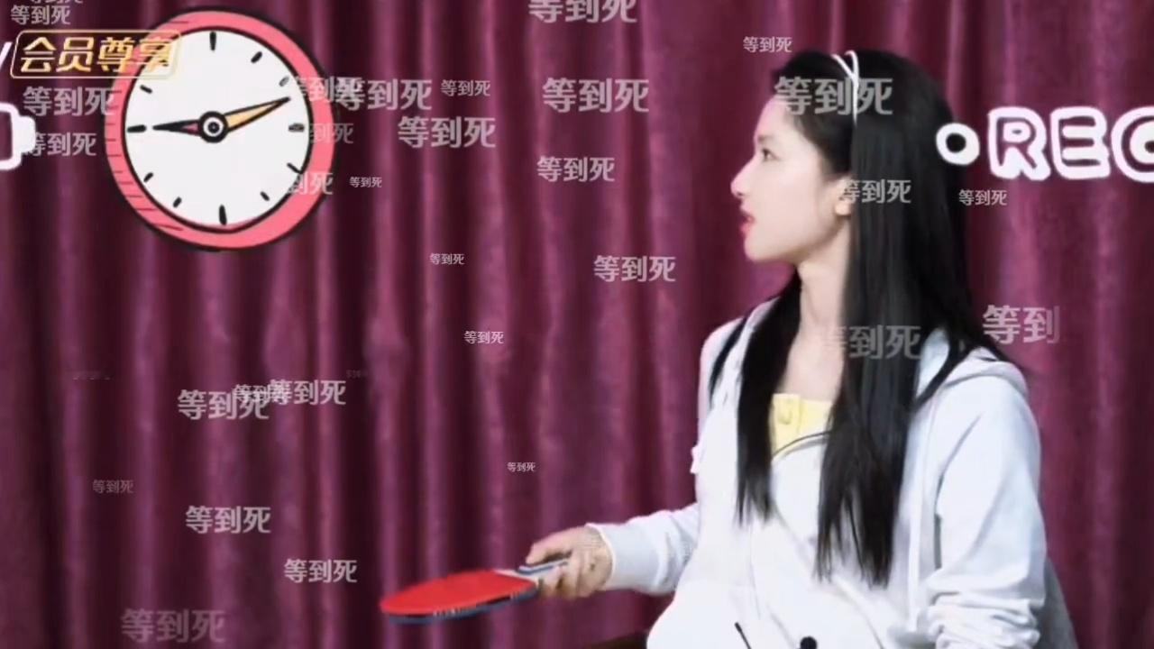 和女神最大的共同点belike：“喜欢一个人是先表白还是等对方”“等到死”