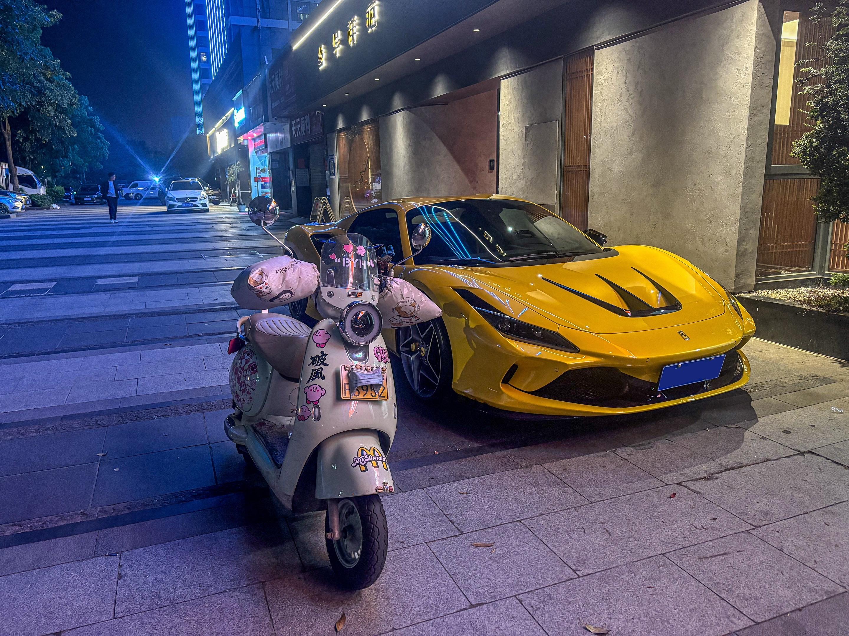 法拉利f8 超跑 是好车