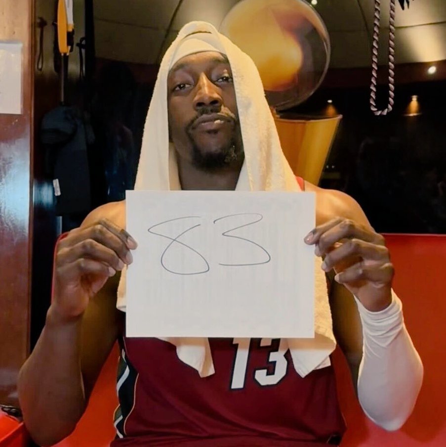 SamAmick表示，出于对科比的尊重，热火应该换下阿德巴约，而不是看着他拿到