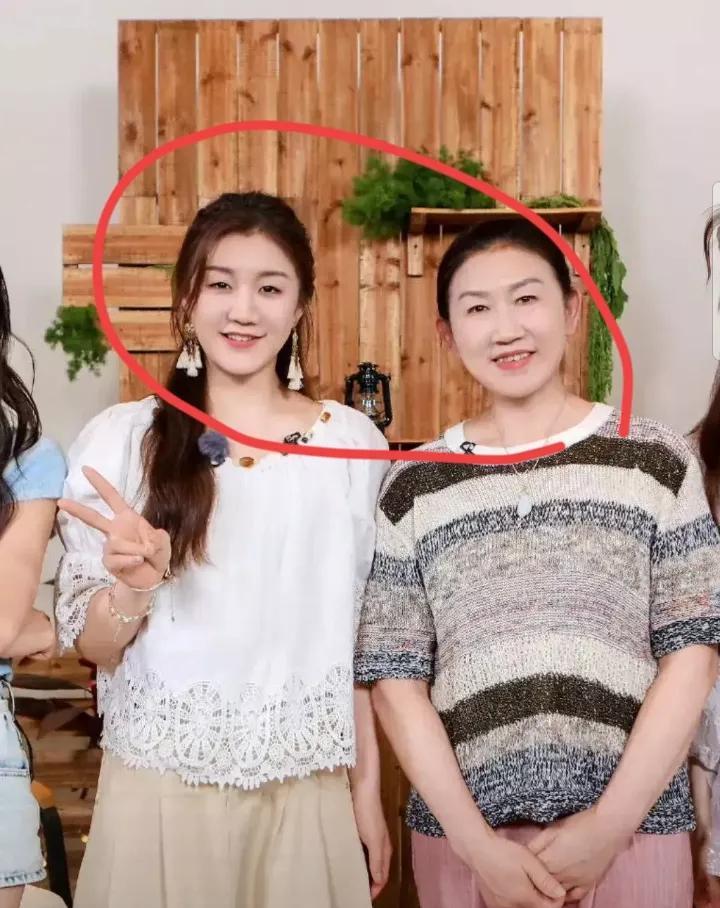 一觉醒来，陈梦懵了自己的职业生涯好像暂停了反倒综艺如火如荼反正也是蝉联奥运