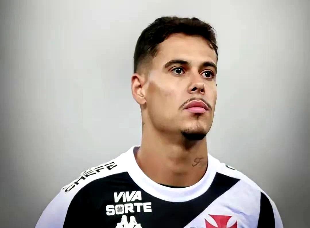 就差30万欧！泰山看中的王牌中卫，飞了。俱乐部把70万欧年薪的合同发过去