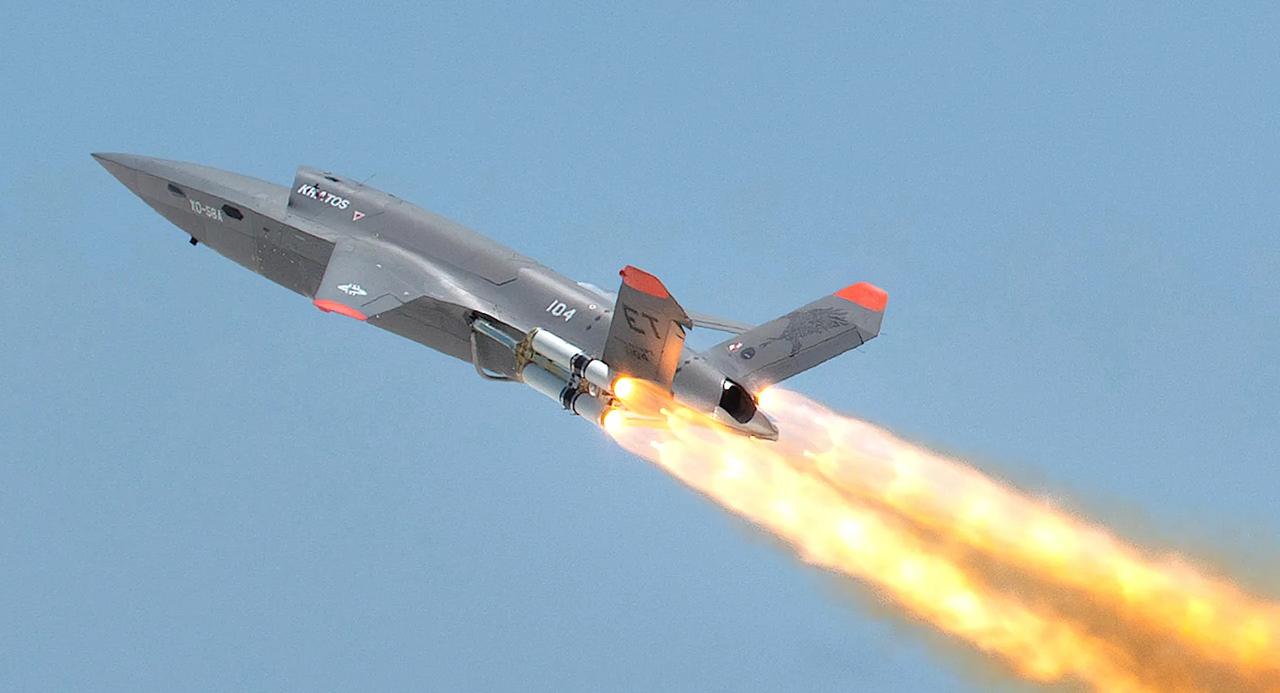 基础型XQ-58“女武神”于2019年首飞，设计没有起落架，通过火箭助推方式起飞