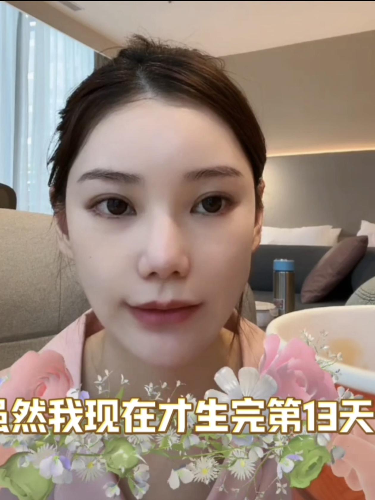 产后13天就复工？马筱梅女神节露面带货直播，引发网友心疼2026年女神节当天，