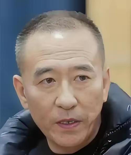 27岁被国家队劝退，五年后连家都搬空了。那会儿削球不吃香，丁松话少，伤多，默默扛