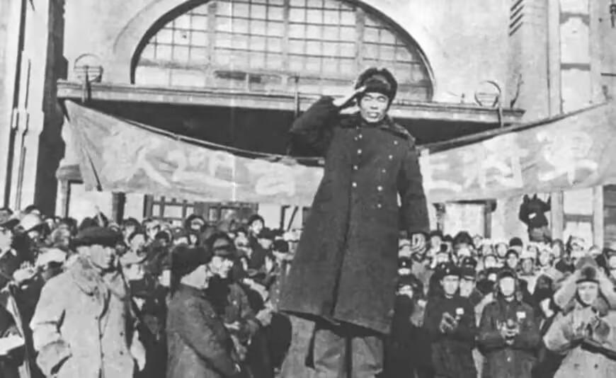 1948年10月，曾泽生率第60军在长春起义，蒋介石获悉这个消息后，勃然大怒，当