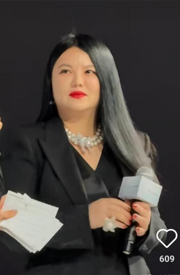 一个男主播说李湘应该不会再婚了，现在的李湘虽然很有钱，但目测已经200斤了，这