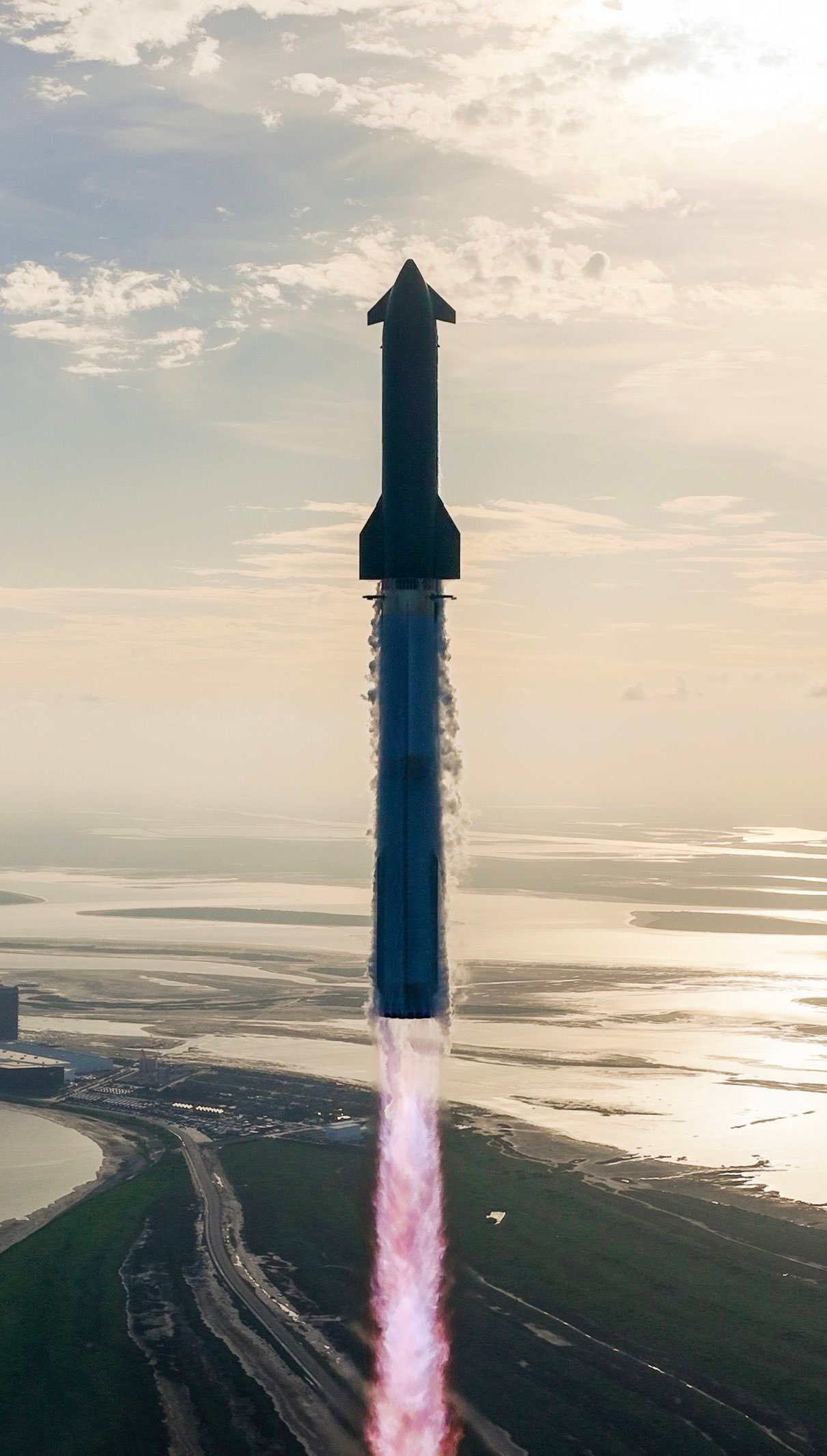 SpaceX宣布启动史上首次债券发行6月22日，SpaceX发布官方公告称，公司