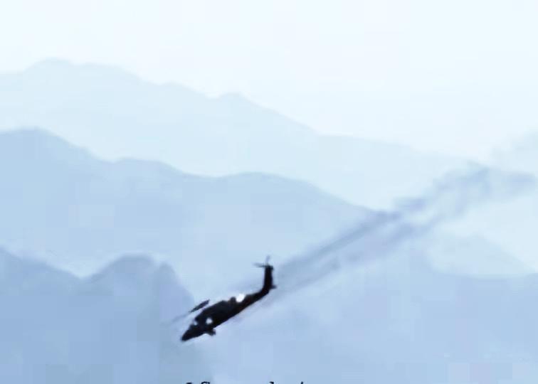 黑鹰再次坠落！这就是恶性循环了，前两名飞行员还没找到，又要去搜救直升机的两名飞