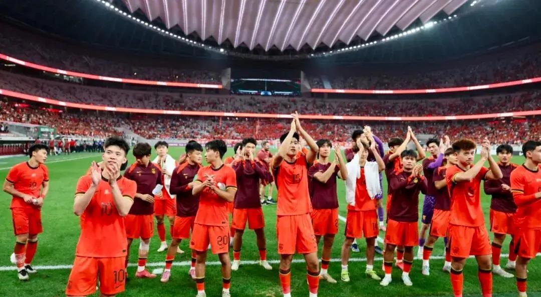 中国国足球员身价普遍下跌，“武球王”武磊更是暴跌到只有50万欧，武磊的时代结束了