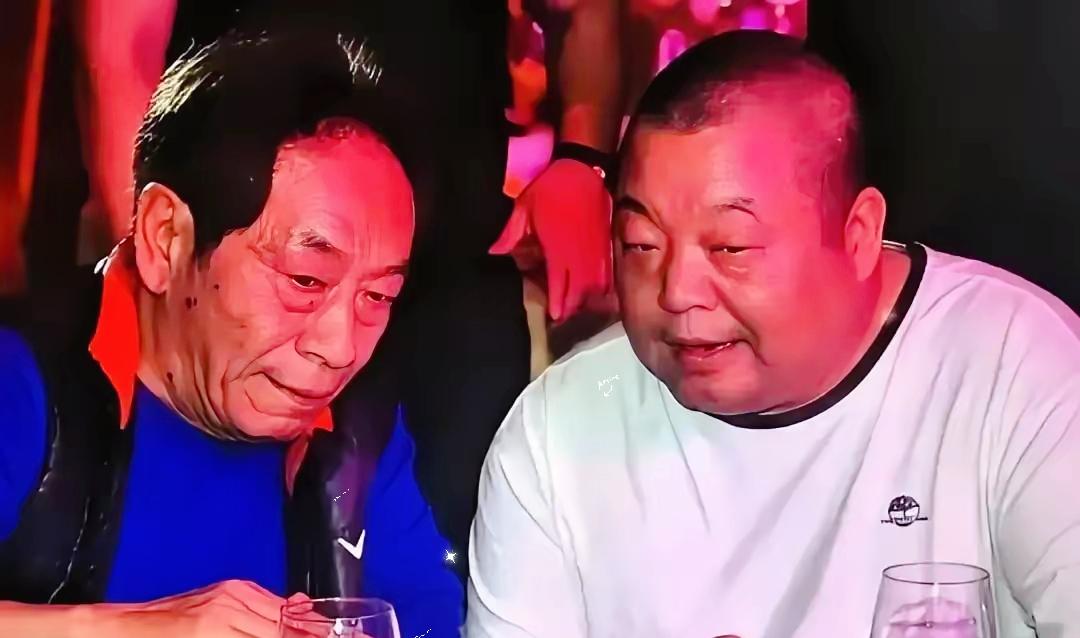 54岁的臧天朔，在死前半年，把2000万的家底和所有值钱的手表、金链子，全砸进了