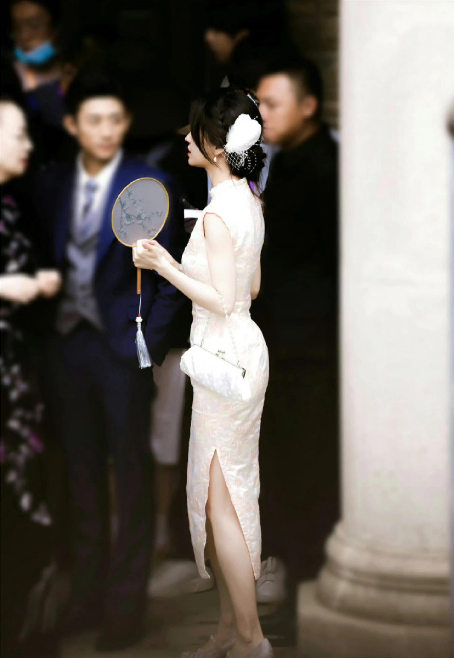 Angelababy14岁中华娘造型杨颖开叉旗袍