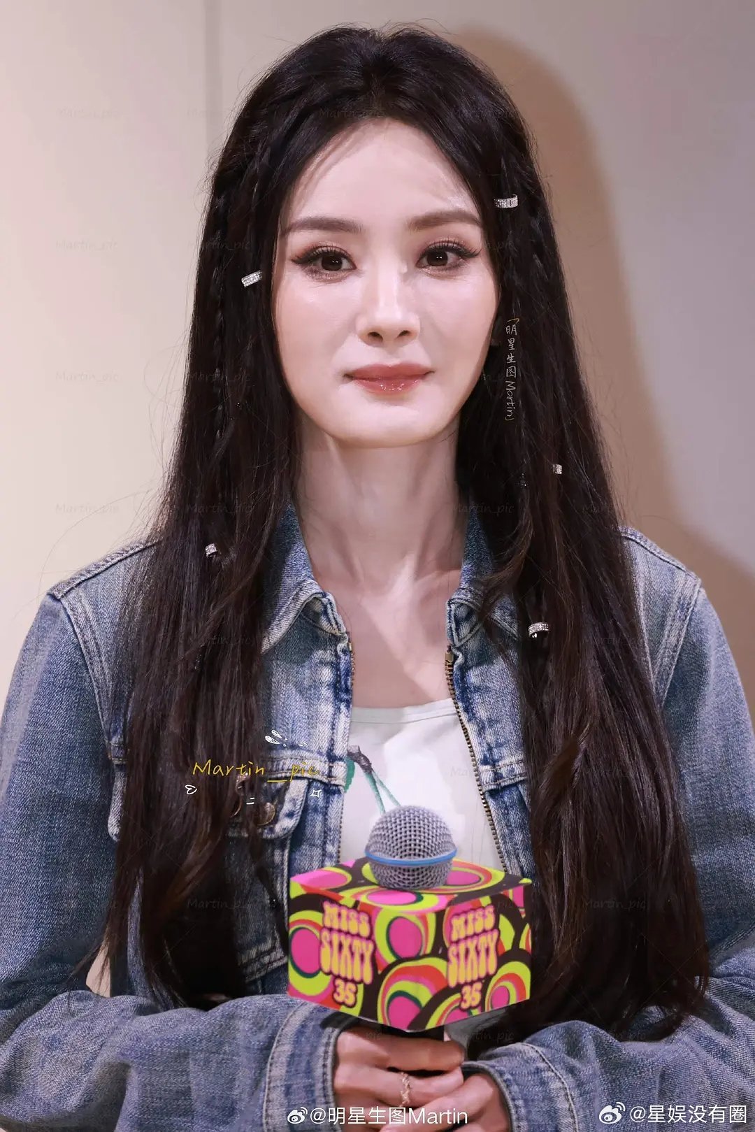 话说杨幂，线下活动图，连轴转很影响状态啊网友辣评，原生脸疯狂长出血肉，整失败了又