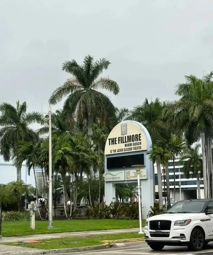 美职联：迈阿密国际-纳什维尔这场比赛之前国际队主帅马斯切拉诺在思考一个问题，到