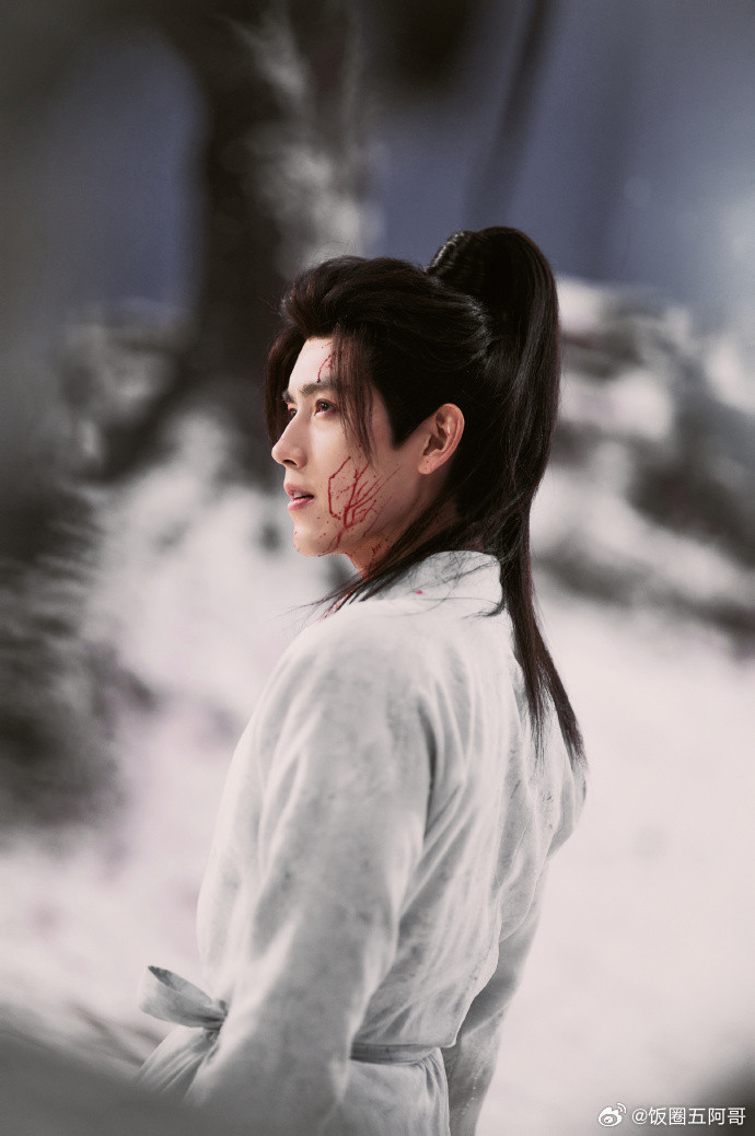 陈飞宇真的好适合战损造型