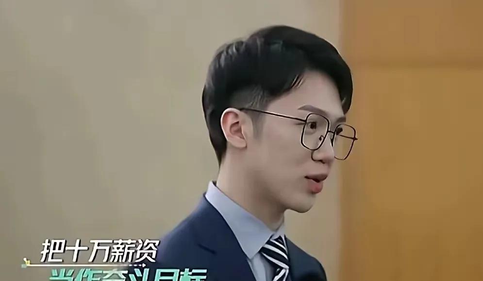 尘客董明珠的“霸气”：10万月薪海归被反问，人才该有的样子从不是靠光环这