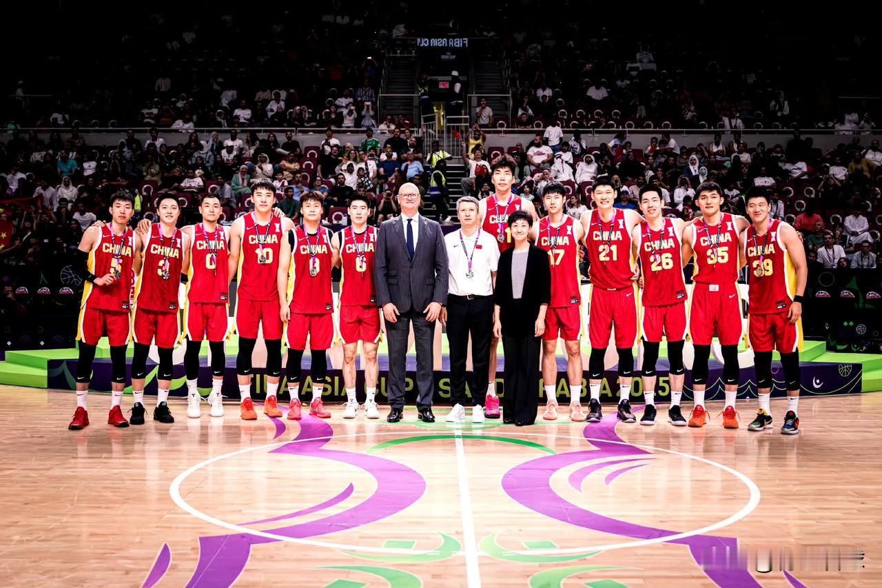 如果中国男篮派出这套最强阵容，亚洲杯能拿到第几名?1，杨瀚森，NBA选秀第16