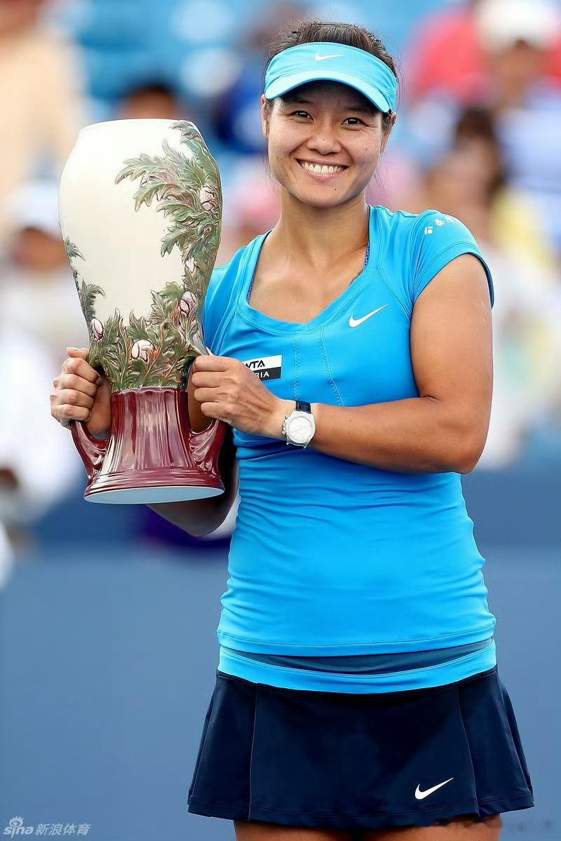 中国人时隔14年再夺1000赛冠军2012WTA1000辛辛那提🇨🇳李