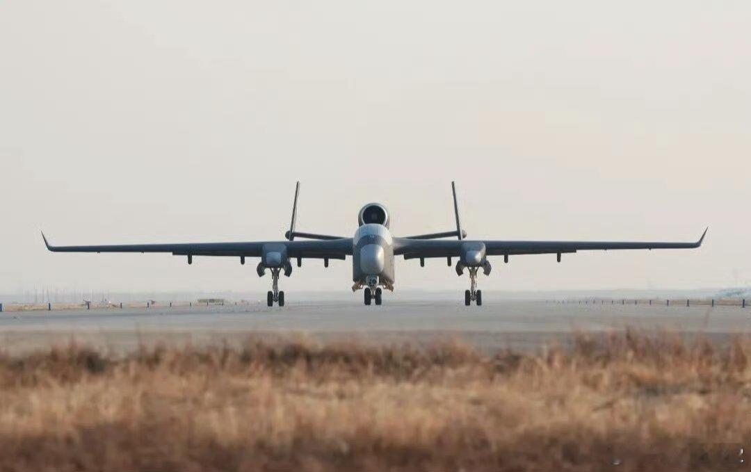 霸气十足我们的无人机我军无人作战系统烽火问鼎计划