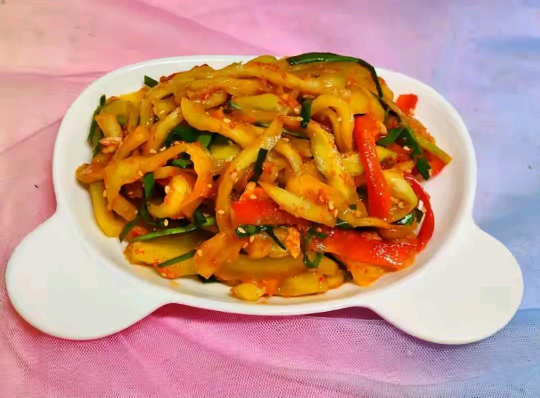 “用西瓜皮泡菜申遗，那中国人不反对了吧”最近多项非遗被取消，韩国人怒了，全线溃退