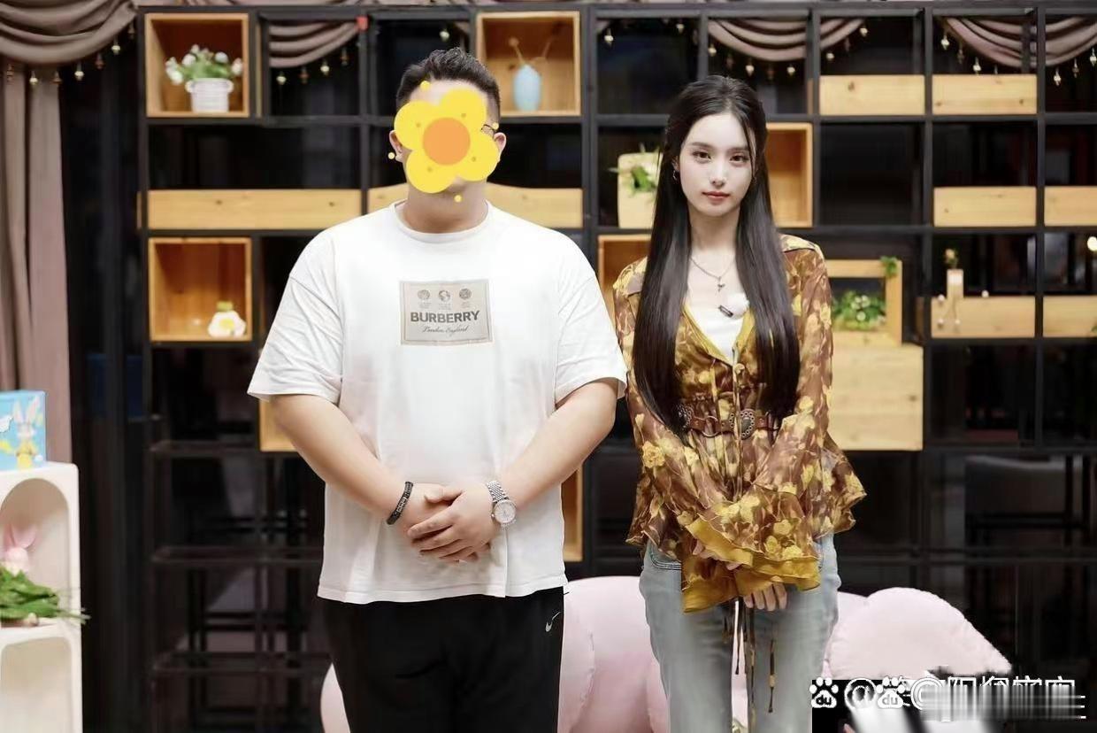 看迷糊了这张，徐艺洋老美了