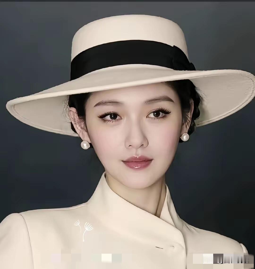 越来越发现汪小菲说的话真是太对了大S就是被她所谓的亲人/闺蜜“害亖”的