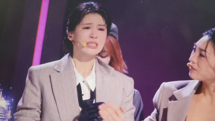 浪姐打错曾沛慈名字看节目直接被气到，辛苦排练的成果配不上一个正确的名字吗。乘风