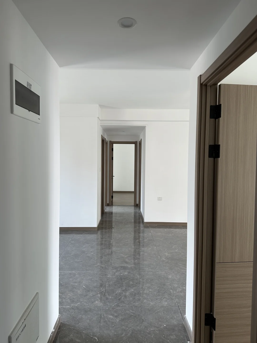 不敢信，这是同一套精装房