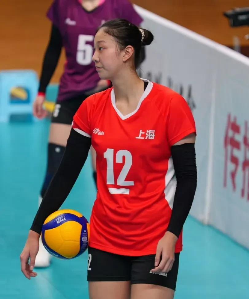 杨舒茗王奥芊芊或驰援U19女排？参赛名单有所变动。国际排联昨天公布